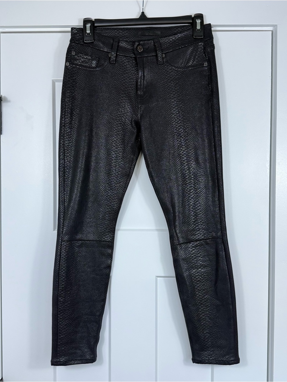 7 For All Mankind Snakeskin Coated Skinny Pants Faux Leather Stretch Size 26